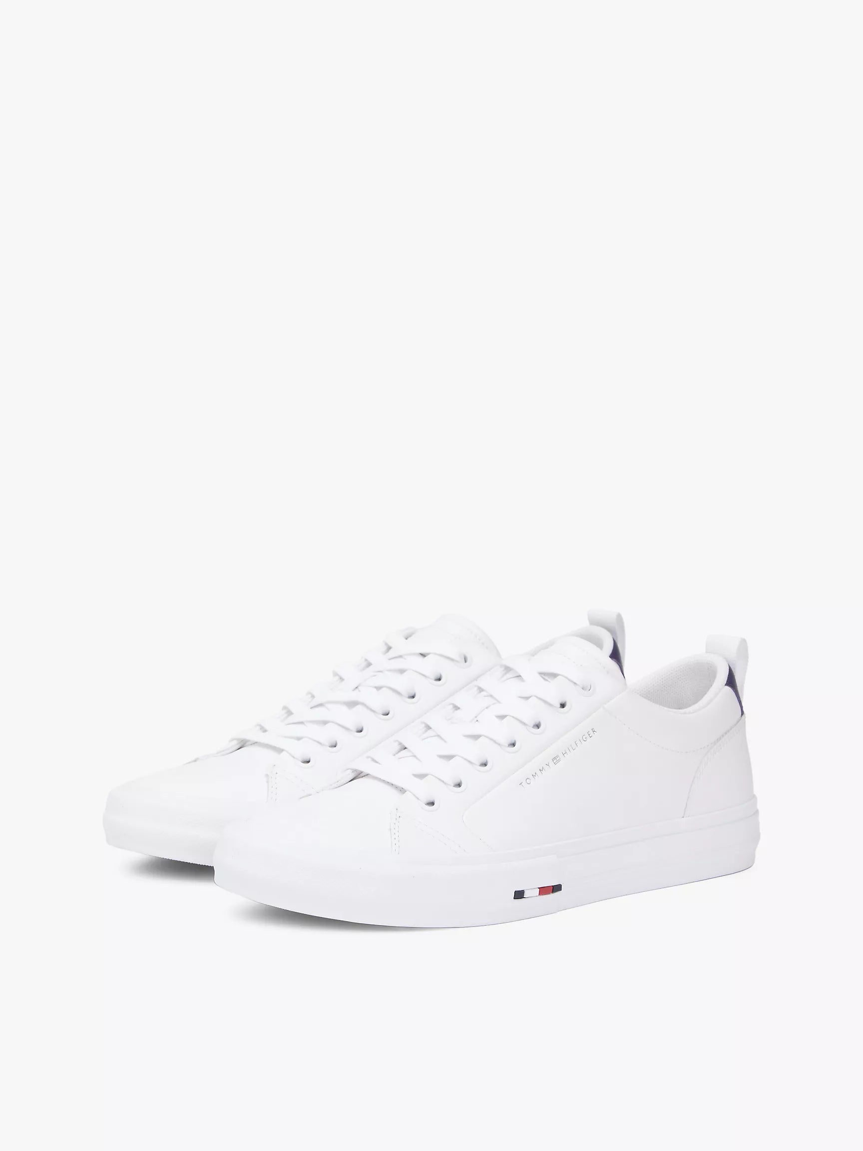 Tommy Hilfiger men's Vulcanized Leather Sneaker