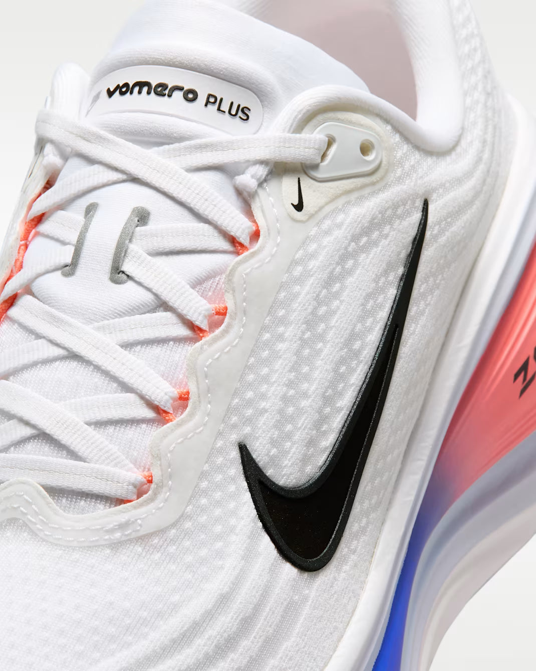 Nike Vomero Plus