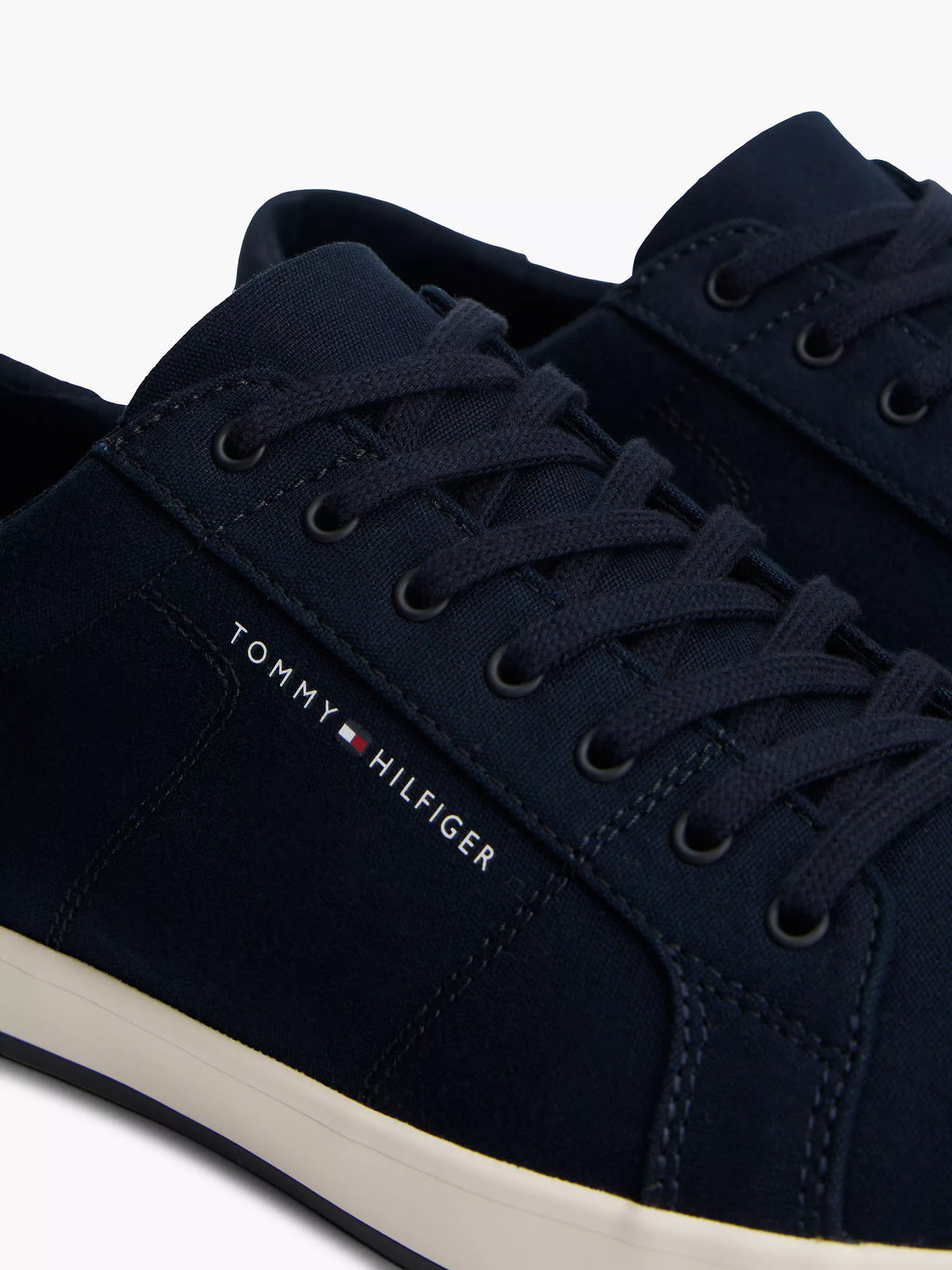 Tommy Hilfiger men's Vulcanized Canvas Sneaker