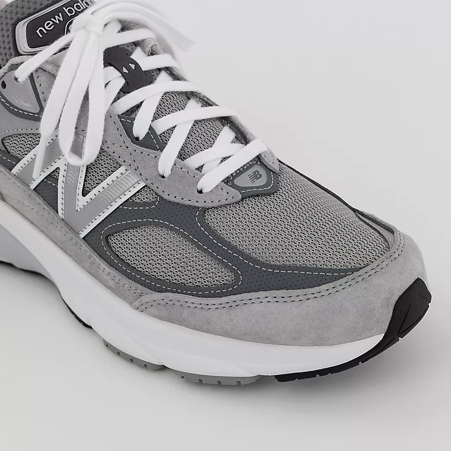 New Balance Made in USA 990v6